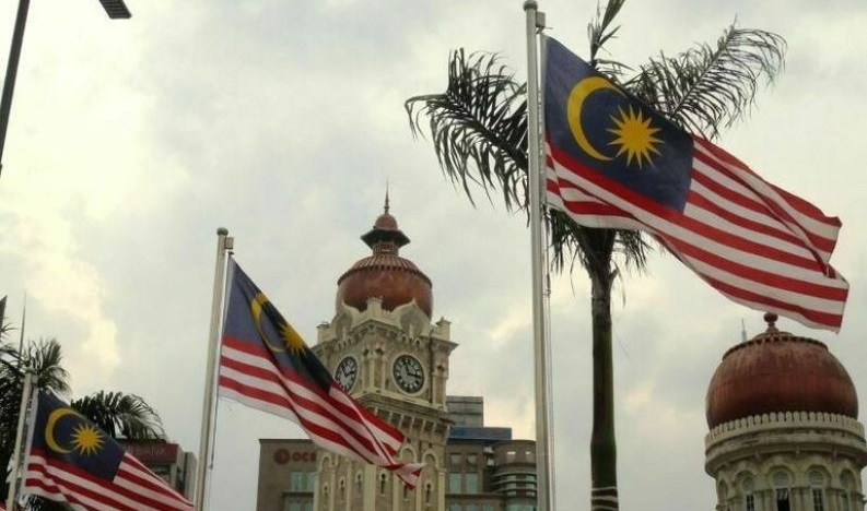 Власти Малайзии конфисковали майнеров на $13 млн.