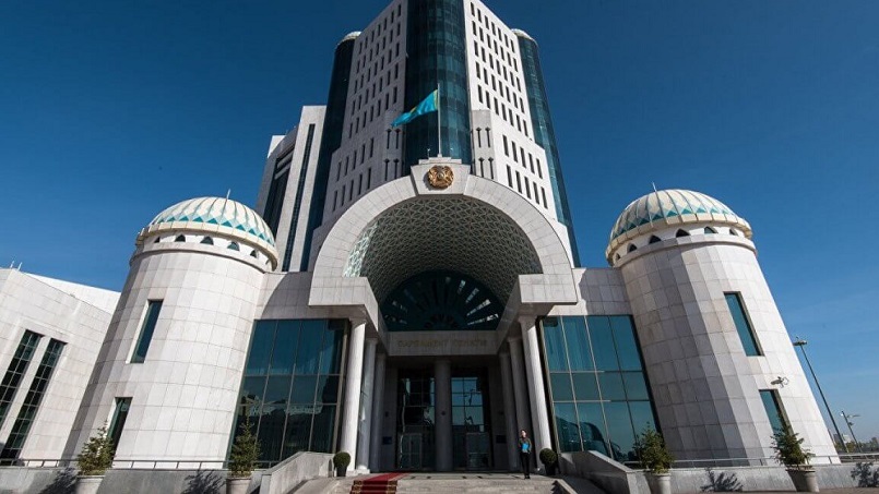 Сенат Казахстана принял закон о лицензиях для майнеров