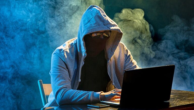Хакеры выкрали $500 000 у пользователей Arbitrum