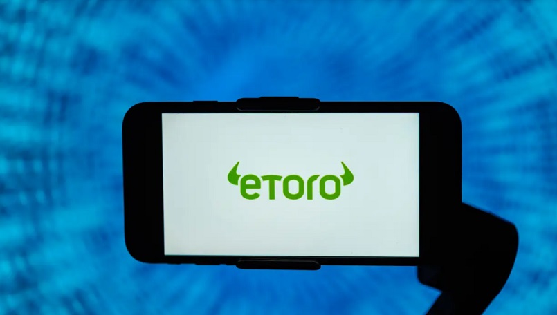 eToro запретила клиентам из США ряд операций