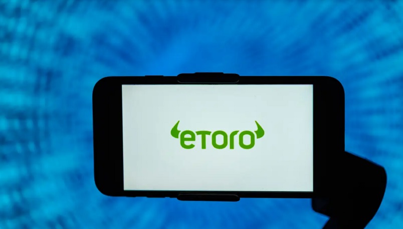 Регулятор Австралии подал в суд на проект eToro